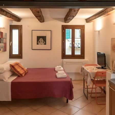 In The Heart Of Biennale Ac Wi-Fi Apartamento Veneza Exterior foto